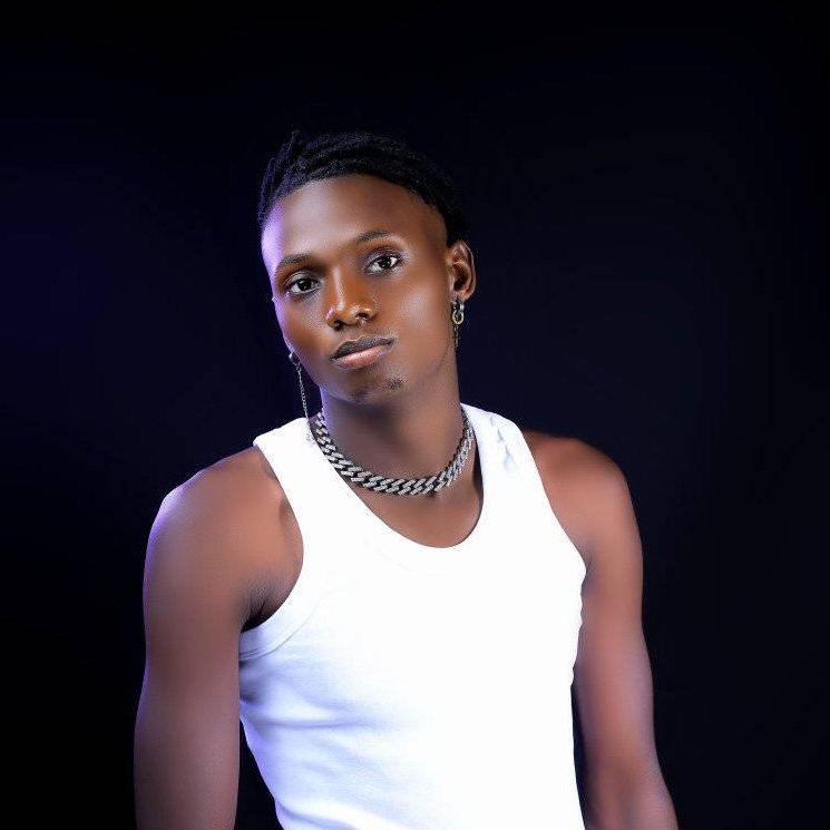 Nince Menzo Photo
