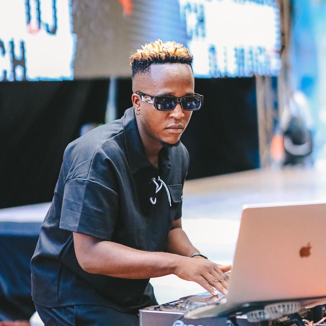 DJ Magic Touch