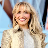 Busy Woman – Sabrina Carpenter