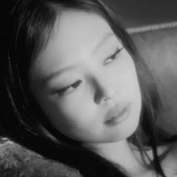 start a war – JENNIE